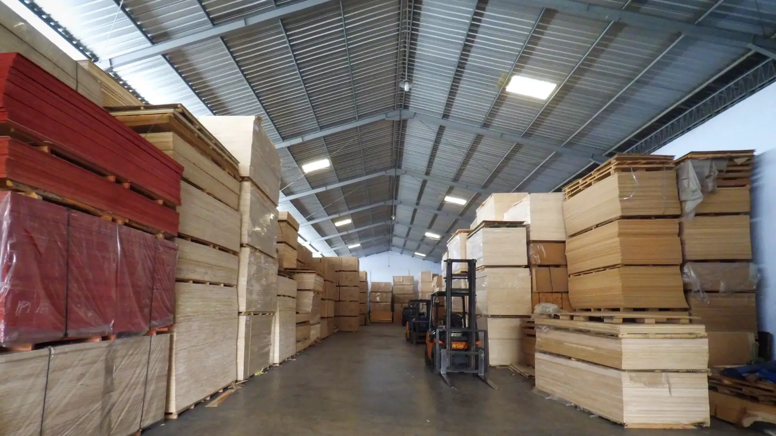 Panduan Ekspor Plywood dari Indonesia: Prosedur, Dokumen, dan Peluang 2026